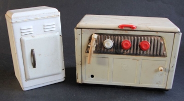 MFZ Fuchs Toys Washer and Refirgerator 1960 Tinmodels Batteriedrive (5741)